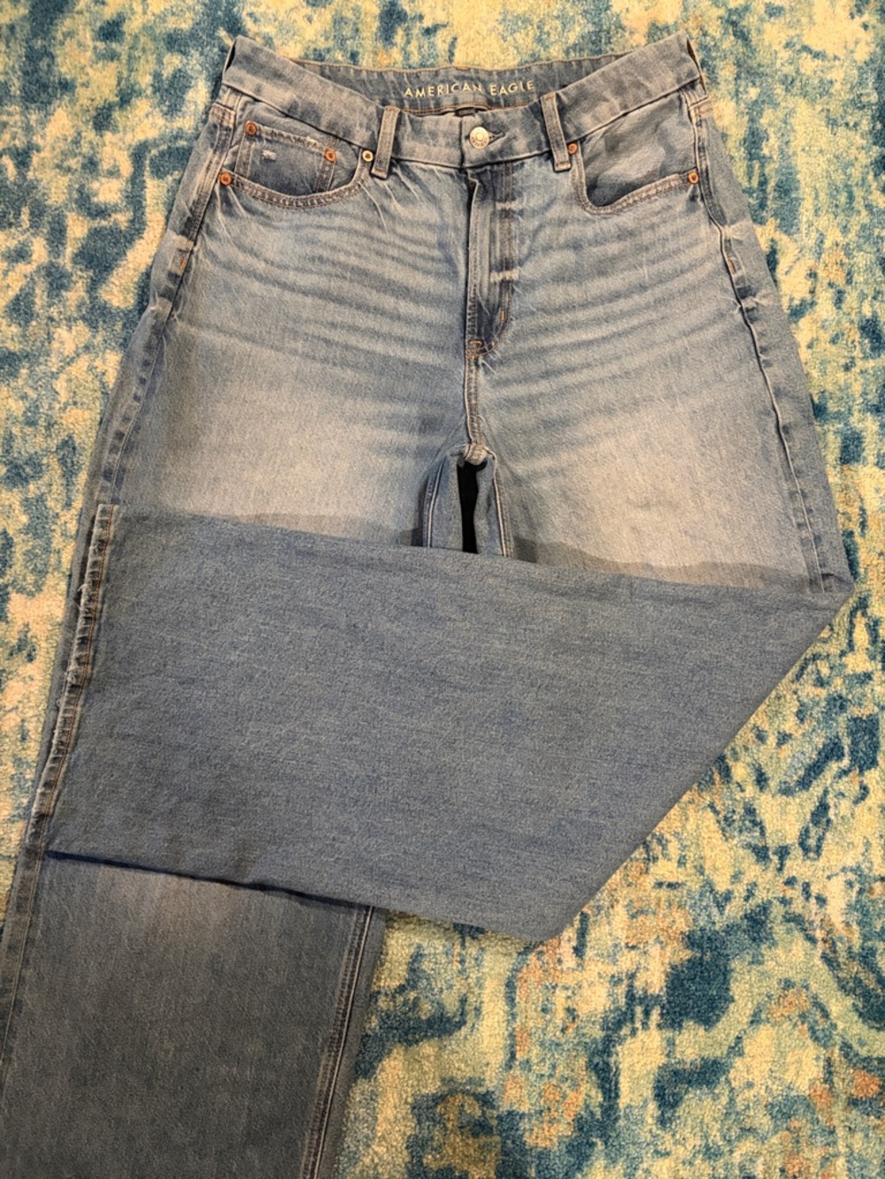 American Eagle Curvy Super High-Rise Baggy Straight - Picture 4 of 7